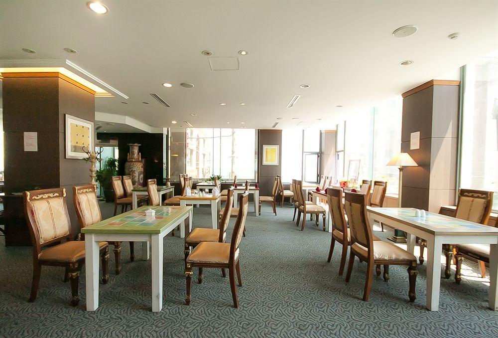 Dawn Beach Hotel Busan Buitenkant foto