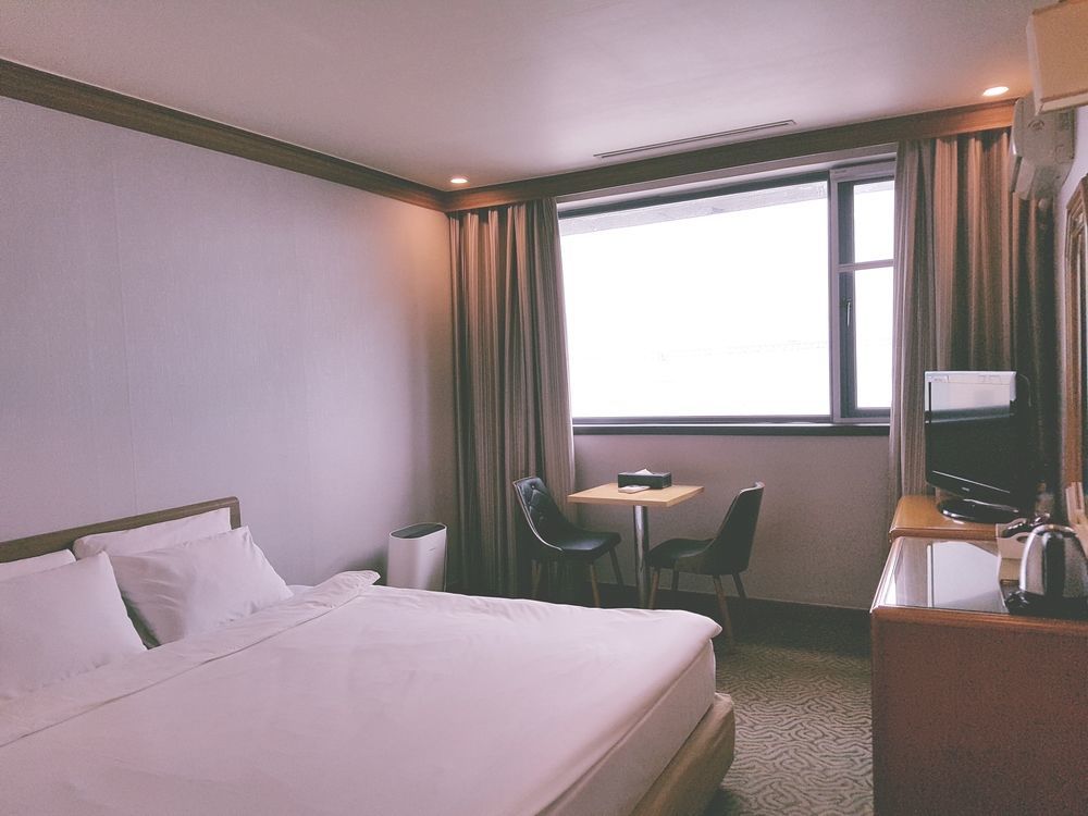 Dawn Beach Hotel Busan Buitenkant foto