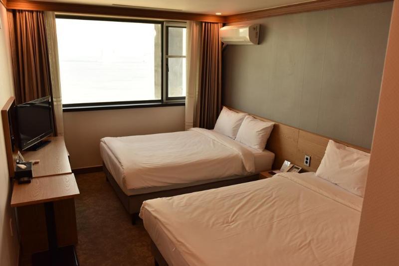 Dawn Beach Hotel Busan Buitenkant foto