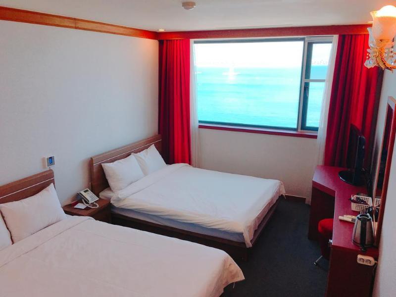 Dawn Beach Hotel Busan Buitenkant foto