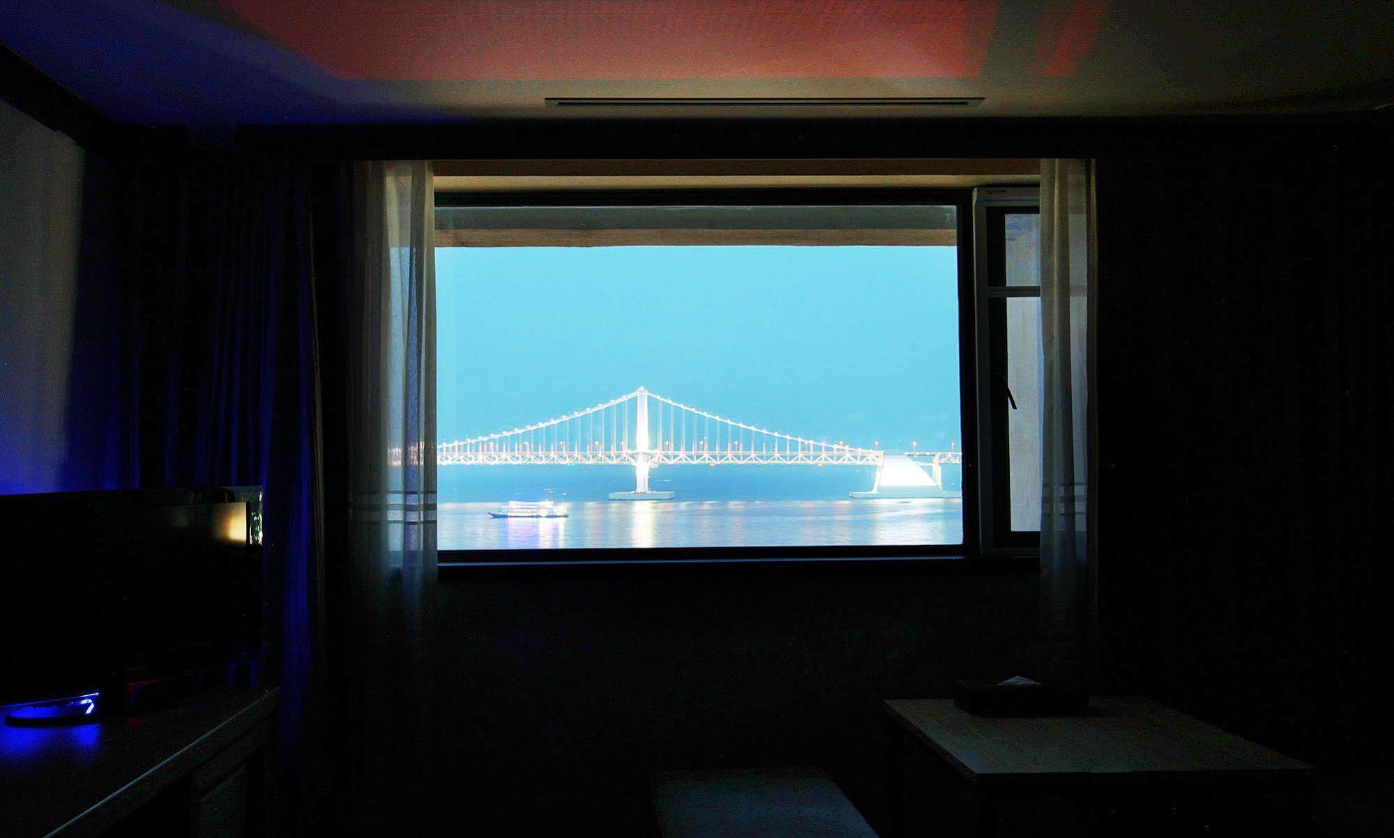 Dawn Beach Hotel Busan Buitenkant foto