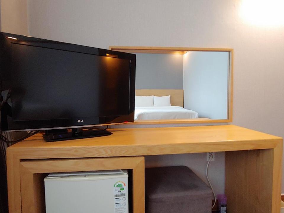 Dawn Beach Hotel Busan Buitenkant foto